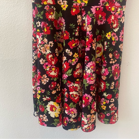 Banana Lemon Casual Mini Dress Size Small - Picture 6 of 9